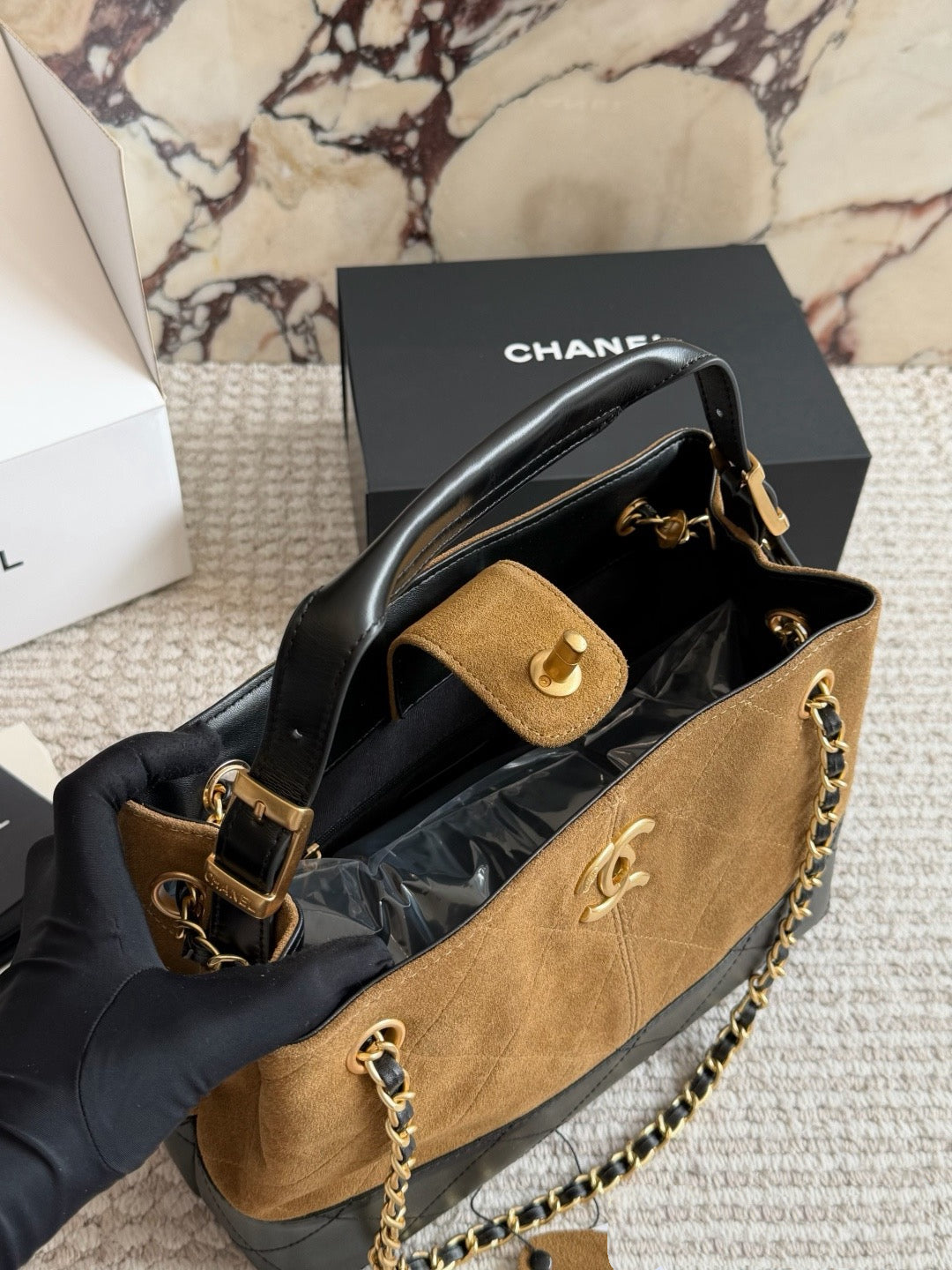 CHA BAG #6 Small | Original Suede + Lambskin Two-Tone | Gold Hardware | 28×20cm