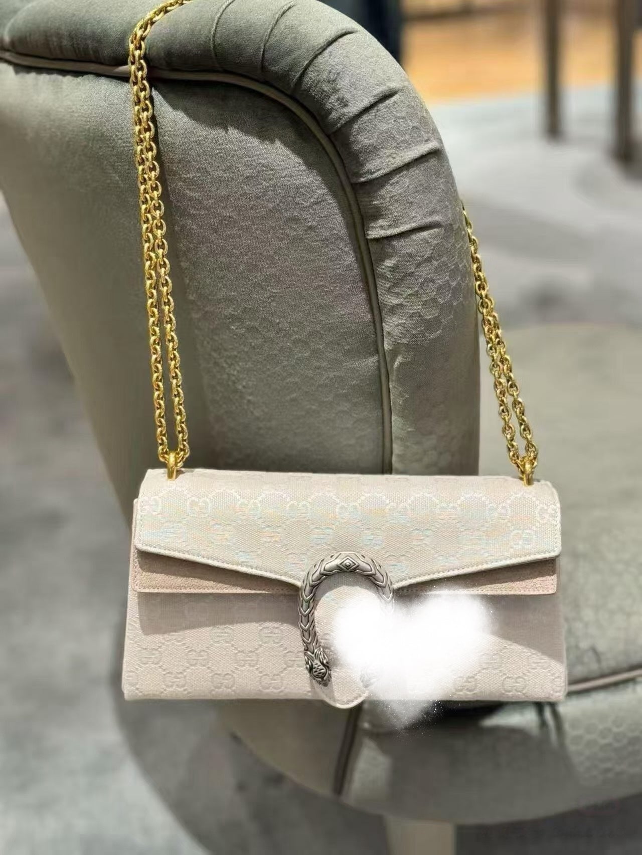 GUC BAG #1 Dionysus Small Shoulder Bag with Signature Tiger Head Closure