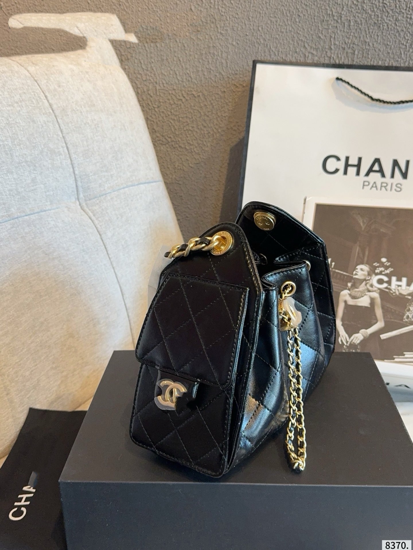 CHA BAG #5 CC New Season Hobo Drawstring Bag | Black Lambskin | Gold Hardware | 22×10×14cm