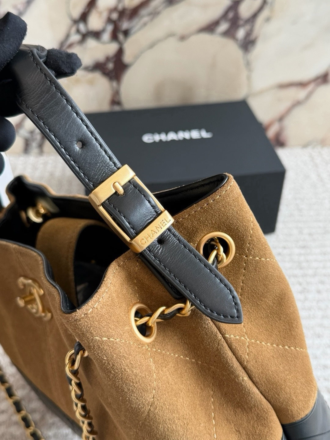 CHA BAG #6 Small | Original Suede + Lambskin Two-Tone | Gold Hardware | 28×20cm