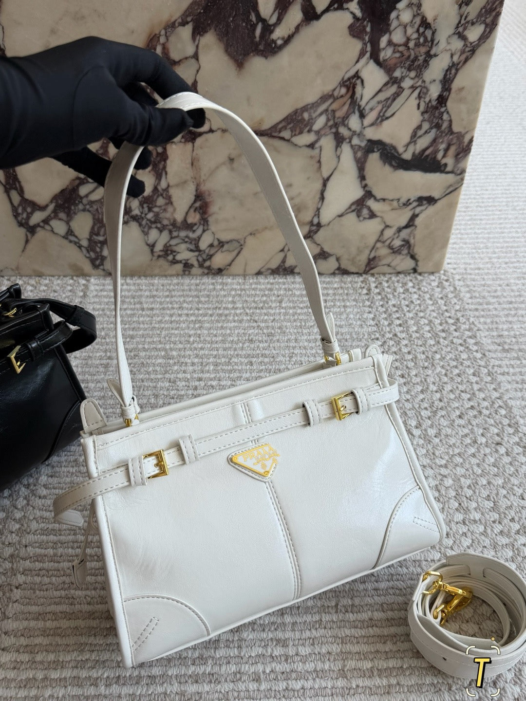 PRA BAG #1 Softlux Small Tote | Oil-Wax Leather | Black / Red / Grey / White | Gold Hardware | 26×17cm | Top Handle & Crossbody